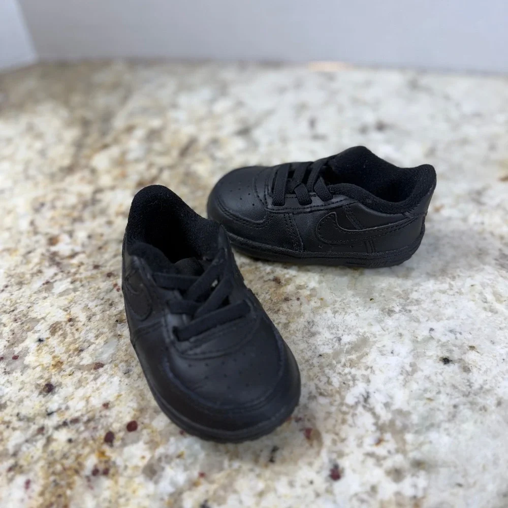 Nike Air Force 1 Crib Triple Black Infant Sneakers CK2201-001 Size 4C